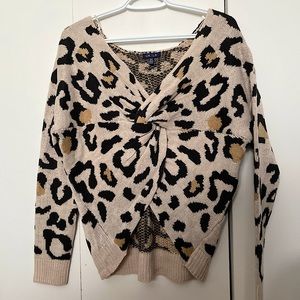 NWT Beige leopard print top | Size S